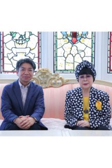 連載8〔Yumi Katsura千里眼〕《特別Talkセッション》【婚活から結婚式へ】推進（ユミカツラインターナショナル　代表取締役社長・デザイナー 桂由美氏）