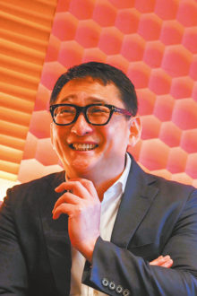 結婚式準備の新郎新婦サイト【AnalySys. 代表取締役 宮本健市氏】