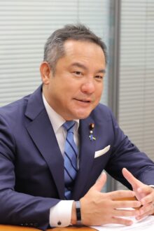 結婚×地域活性化の構図【衆議院議員　婚活・ブライダル振興議員連盟事務局長 鈴木英敬氏】