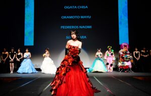 テーマを設定し7つのスタイルを発表【国際ファッション ビューティ専門学校】