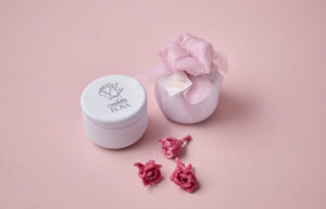 国産ミニバラを砂糖菓子に【Confetti ROSA】