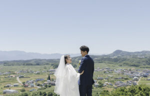 ぶどう園を生かした婚礼撮影【サンクゼール】